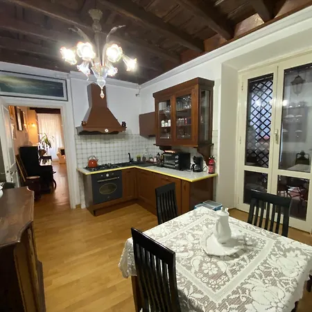 Leonina Luxury Euroform