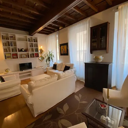 Leonina Luxury Euroform Appartement